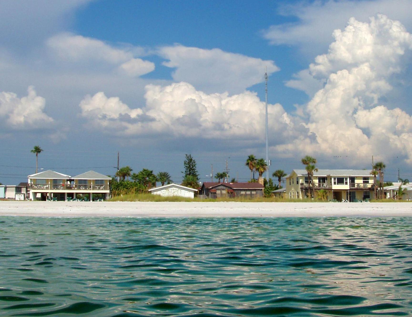 Sand Glo Villas Indian Rocks Beach Exterior photo