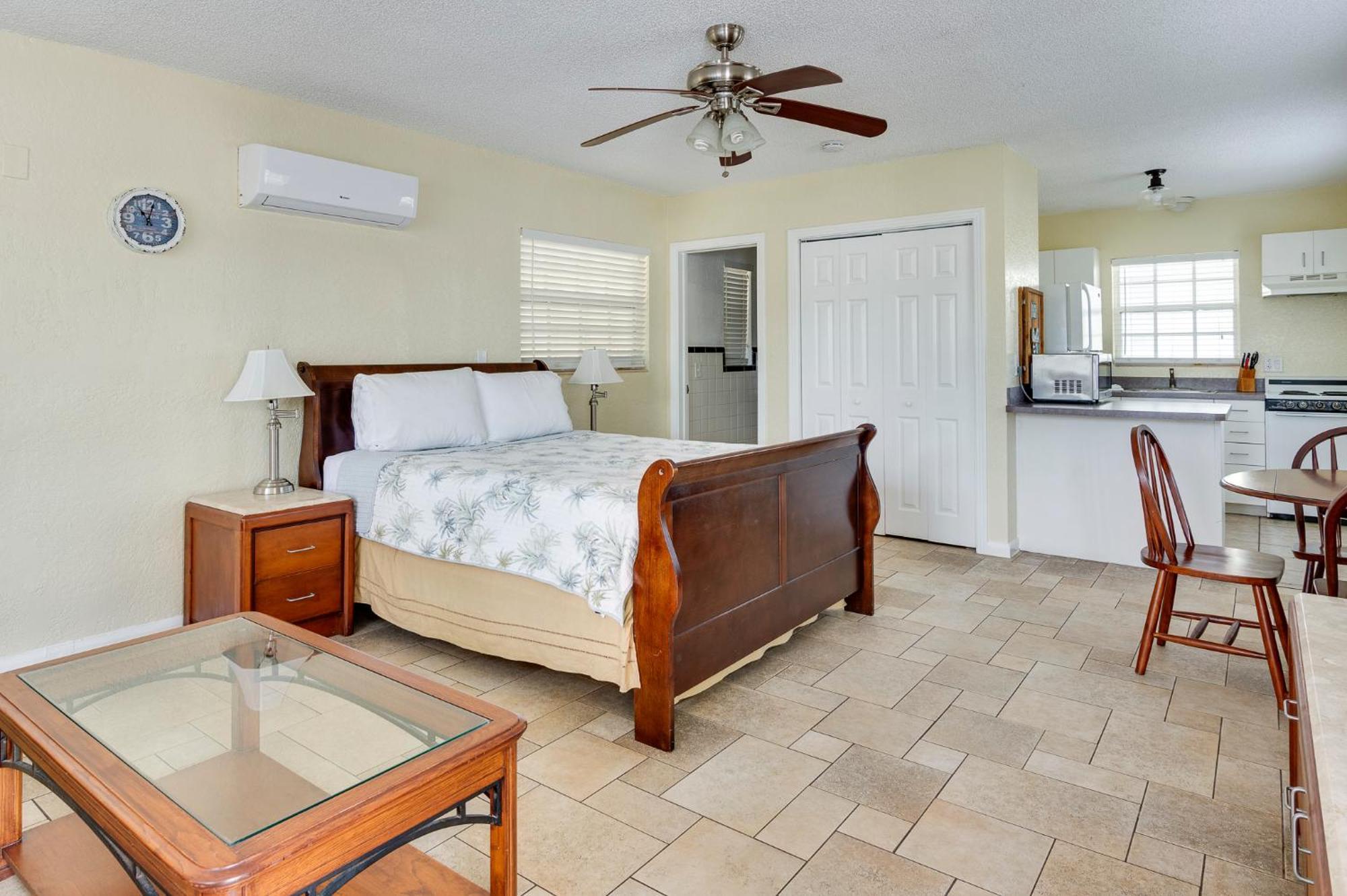 Sand Glo Villas Indian Rocks Beach Exterior photo