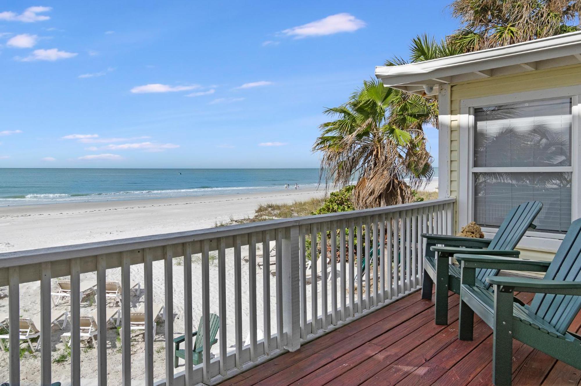 Sand Glo Villas Indian Rocks Beach Exterior photo